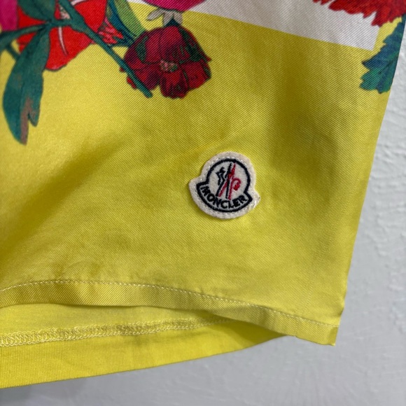 Moncler Scoop Neck Floral Print Yellow Top Tee Size L - Picture 5 of 7